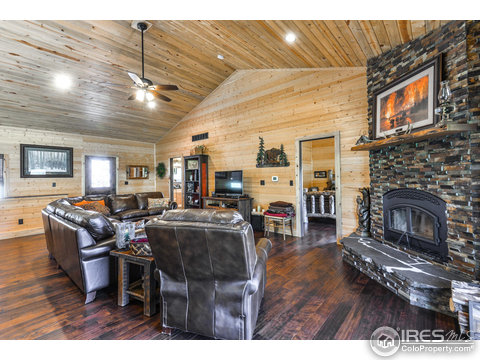 580 La Escena Dr, Bellvue, CO 80512