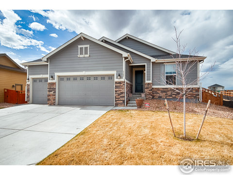 3307 Hawthorne Ln, Dacono, CO 80514