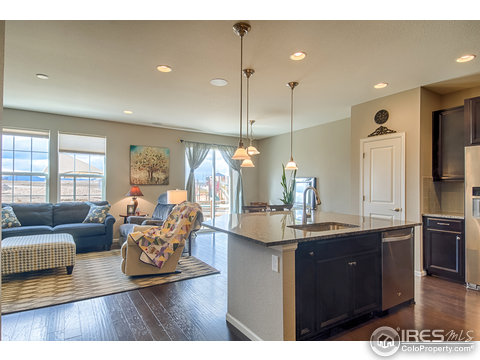 3307 Hawthorne Ln, Dacono, CO 80514