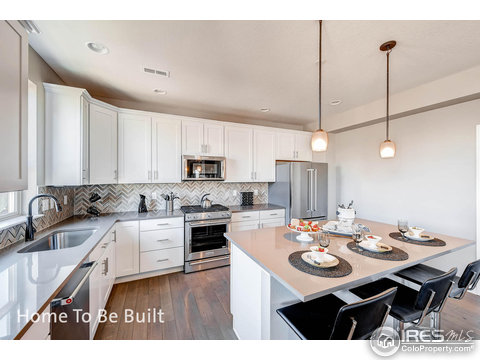 547 Brennan Cir, Erie, CO 80516