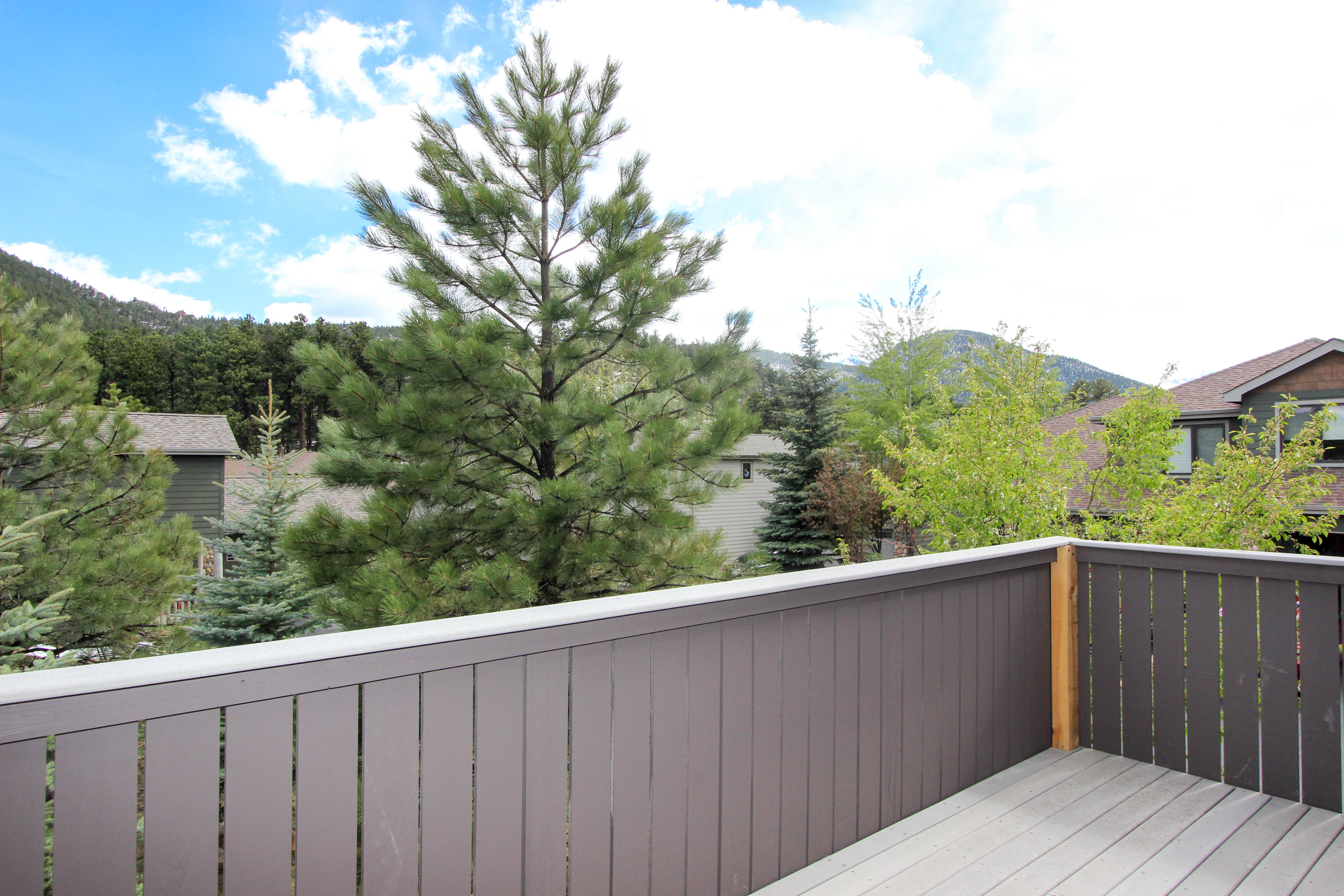 617 Park River Pl., Estes Park, CO 80517
