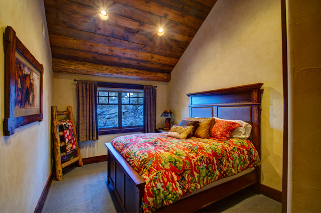 225 Shadow Mountain Ct, Estes Park, CO 80517