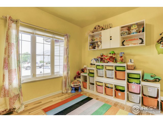 2132 Golden Eagle Dr, Fort Collins, CO 80524