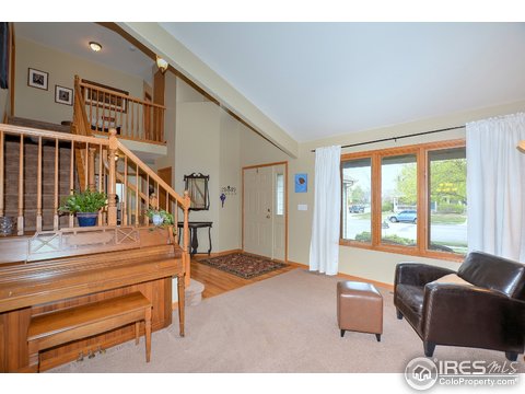 2525 Pinecone Cir, Fort Collins, CO 80525