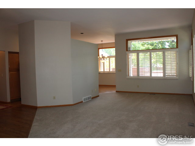 1415 Front Nine Dr, Fort Collins, CO 80525