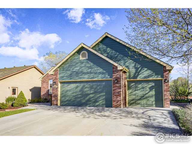 1202 Crestway Ct, Fort Collins, CO 80526