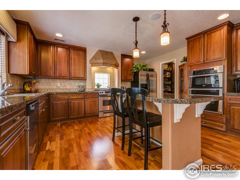 5092 Ridgewood Dr, Johnstown, CO 80534