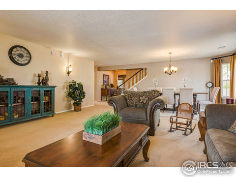 5092 Ridgewood Dr, Johnstown, CO 80534