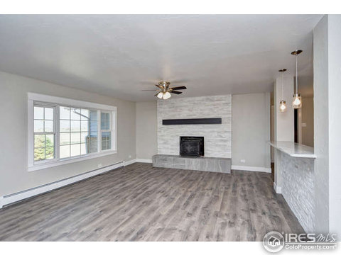 20957 Northmoor Dr, Johnstown, CO 80534