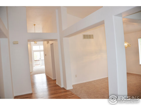 580 Hourglass Ct, Loveland, CO 80537