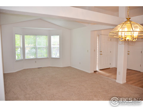 580 Hourglass Ct, Loveland, CO 80537
