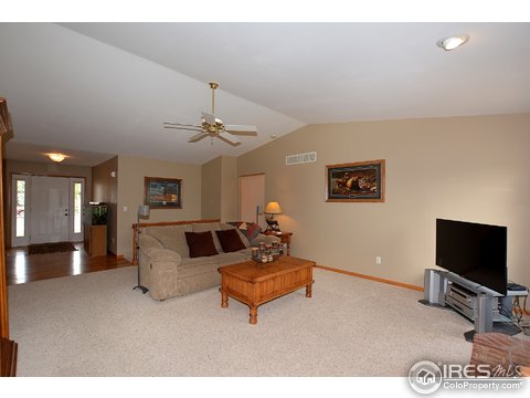 1644 Maiden Grass Dr, Loveland, CO 80537