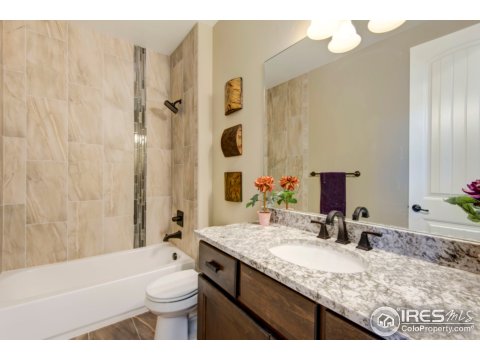 519 Newton Dr, Loveland, CO 80537