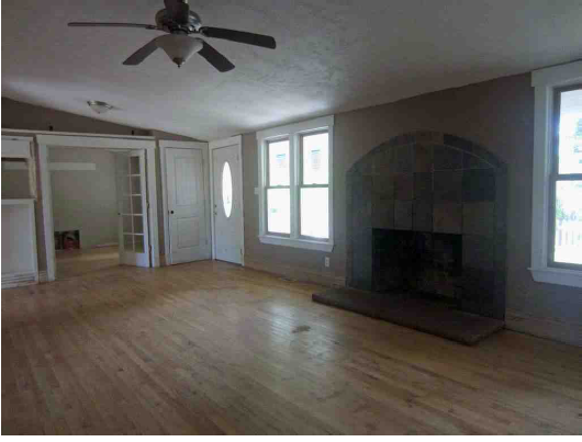 2612 Lakecrest PlLoveland, CO, 80538Larimer County
