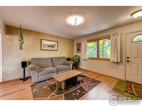 210 Ewald Ave, Lyons, CO 80540