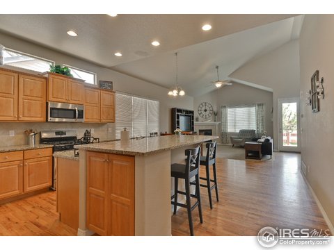 122 Kitty Hawk Dr, Windsor, CO 80550