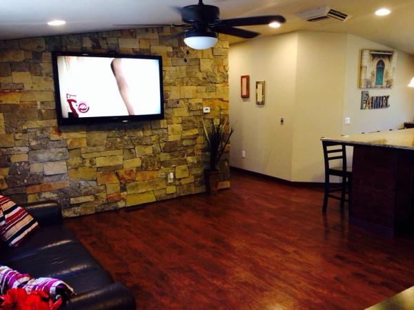 Cave Creek 4020 Wapiti WayEvans, CO 80620