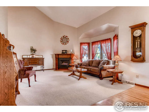 4942 Pawnee Dr, Greeley, CO 80634