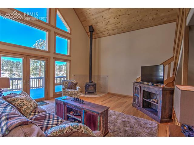 377 Apache Road, Florissant, CO 80816
