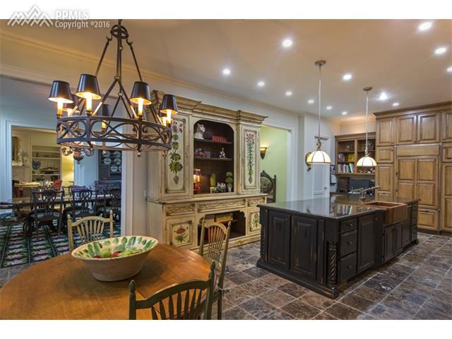 4687 W Highway 24 Highway, Florissant, CO 80816