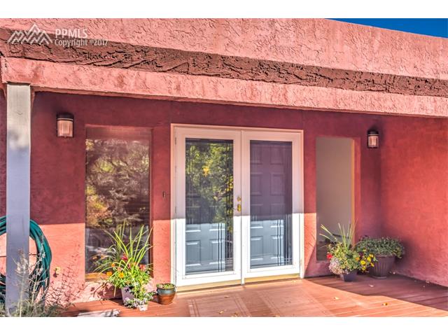 1385 Indian Oaks Place, Manitou Springs, CO 80829