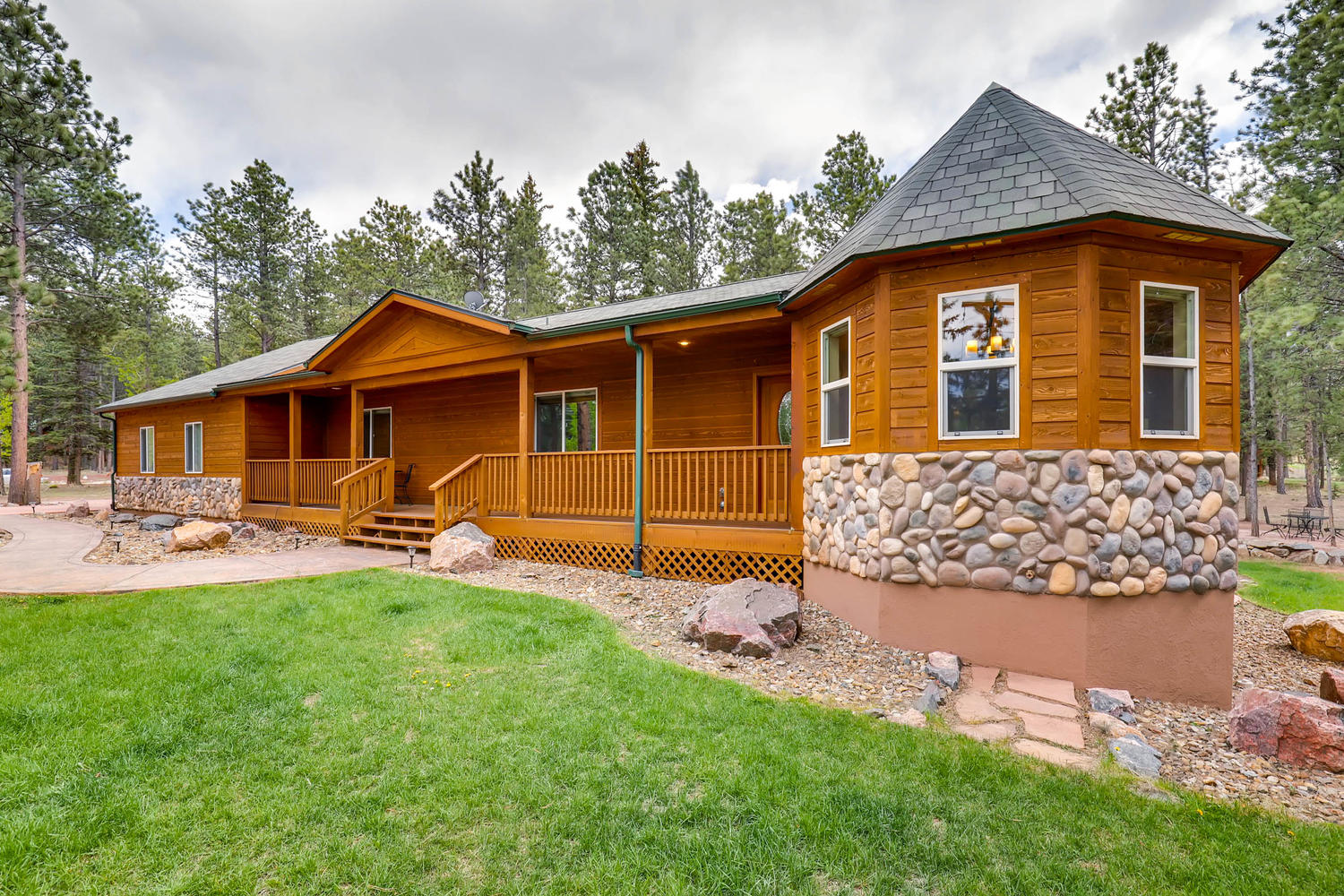 1280 Shady Crest Cr., Woodland Park, CO 80863