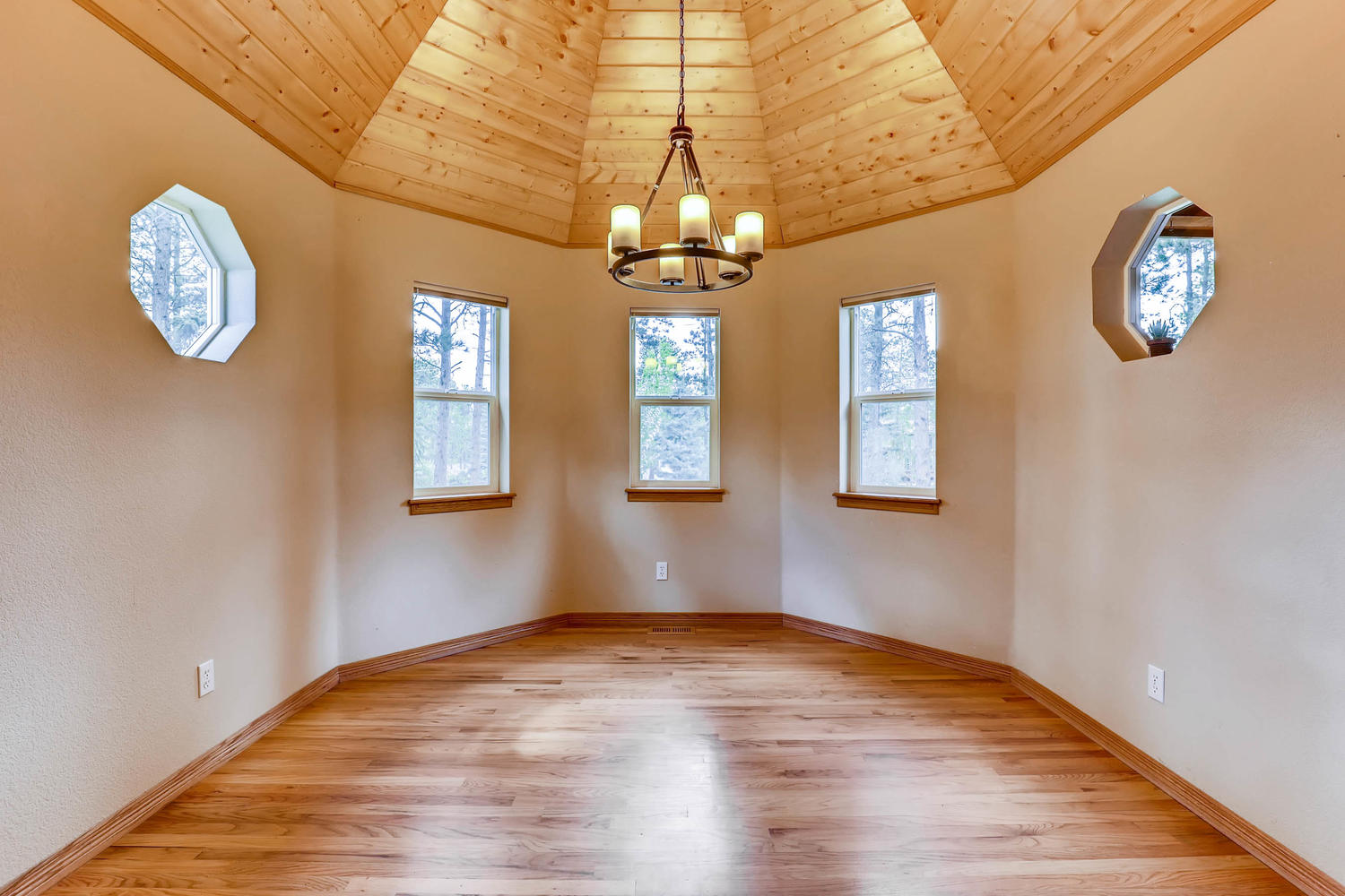 1280 Shady Crest Cr., Woodland Park, CO 80863