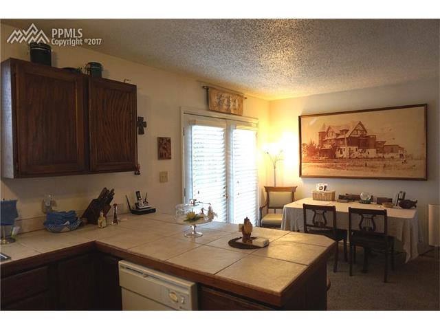 2216 W St Vrain Street, Colorado Springs, CO 80904