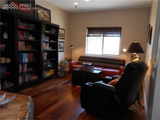 3333 W Kiowa Avenue, Colorado Springs, CO 80904