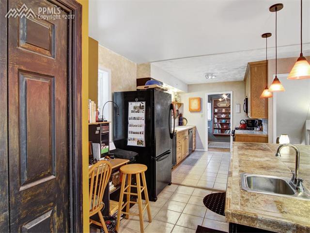 19 El Sereno Drive, Colorado Springs, CO 80906