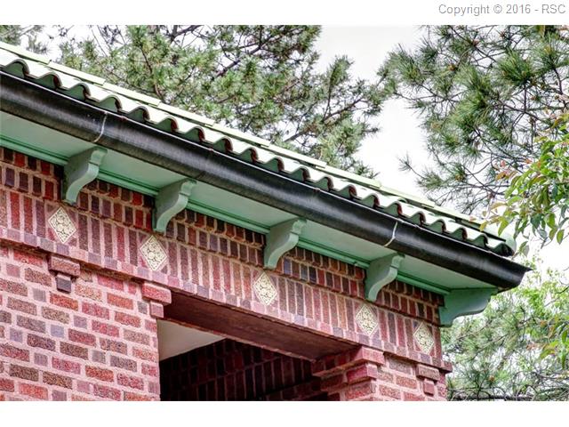 15 Elm Avenue, Colorado Springs, CO 80906