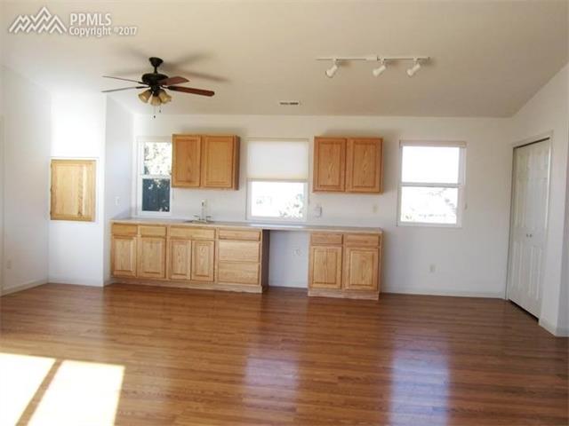 3820 Stetson Court, Colorado Springs, CO 80907
