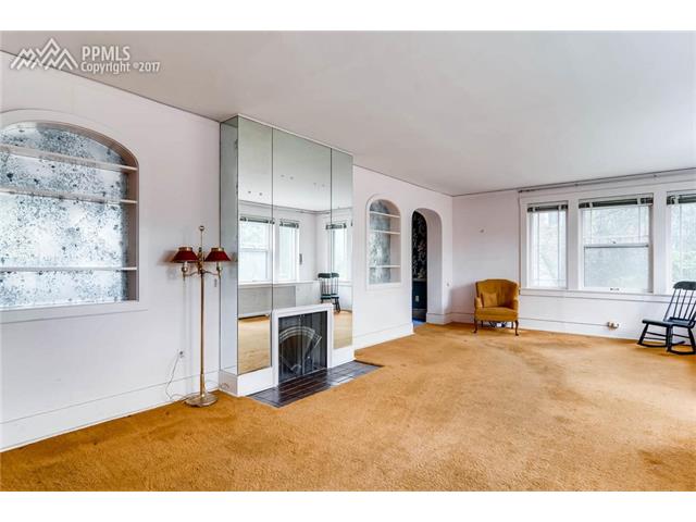 1525 Alamo Avenue, Colorado Springs, CO 80907