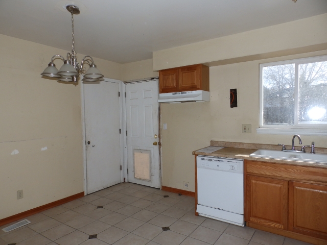 241 Longfellow DrColorado Springs, CO, 80910El Paso County