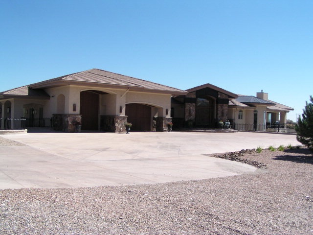 1223 Skyline Lane, Pueblo West, CO 81007