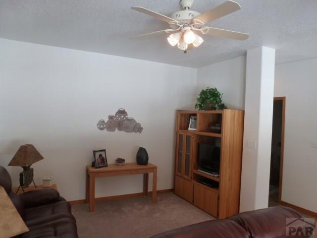6588 Greenhorn Mountain Dr, Beulah, CO 81023