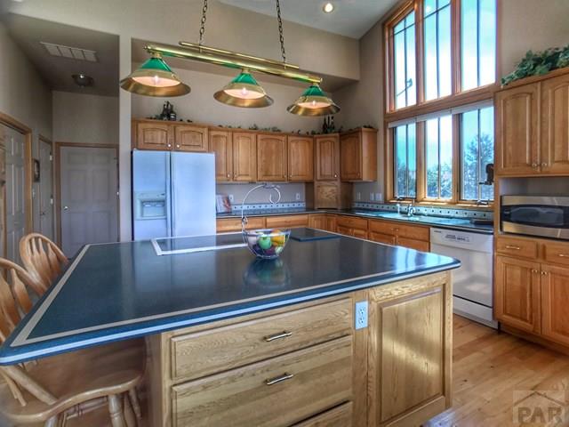 31 Grandote Dr., La Veta, CO 81055