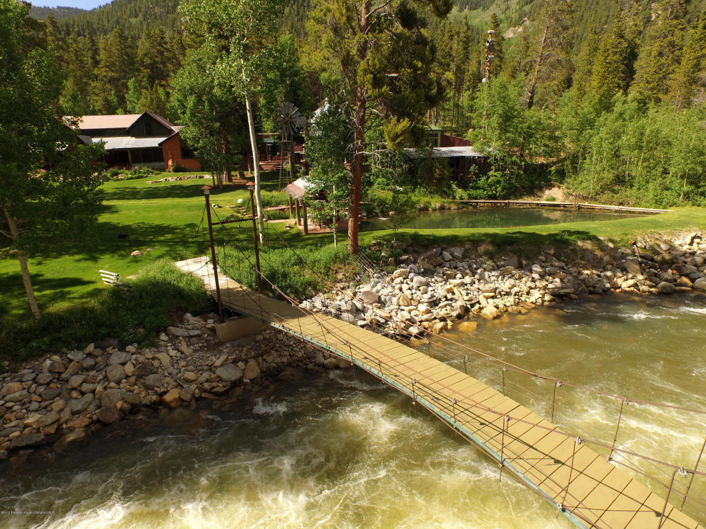 10356Highway 82, Twin Lakes, CO 81251
