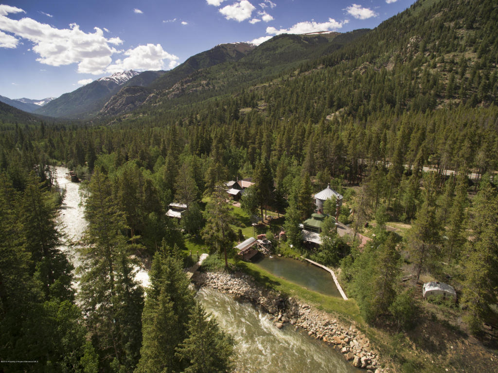 10356Highway 82, Twin Lakes, CO 81251