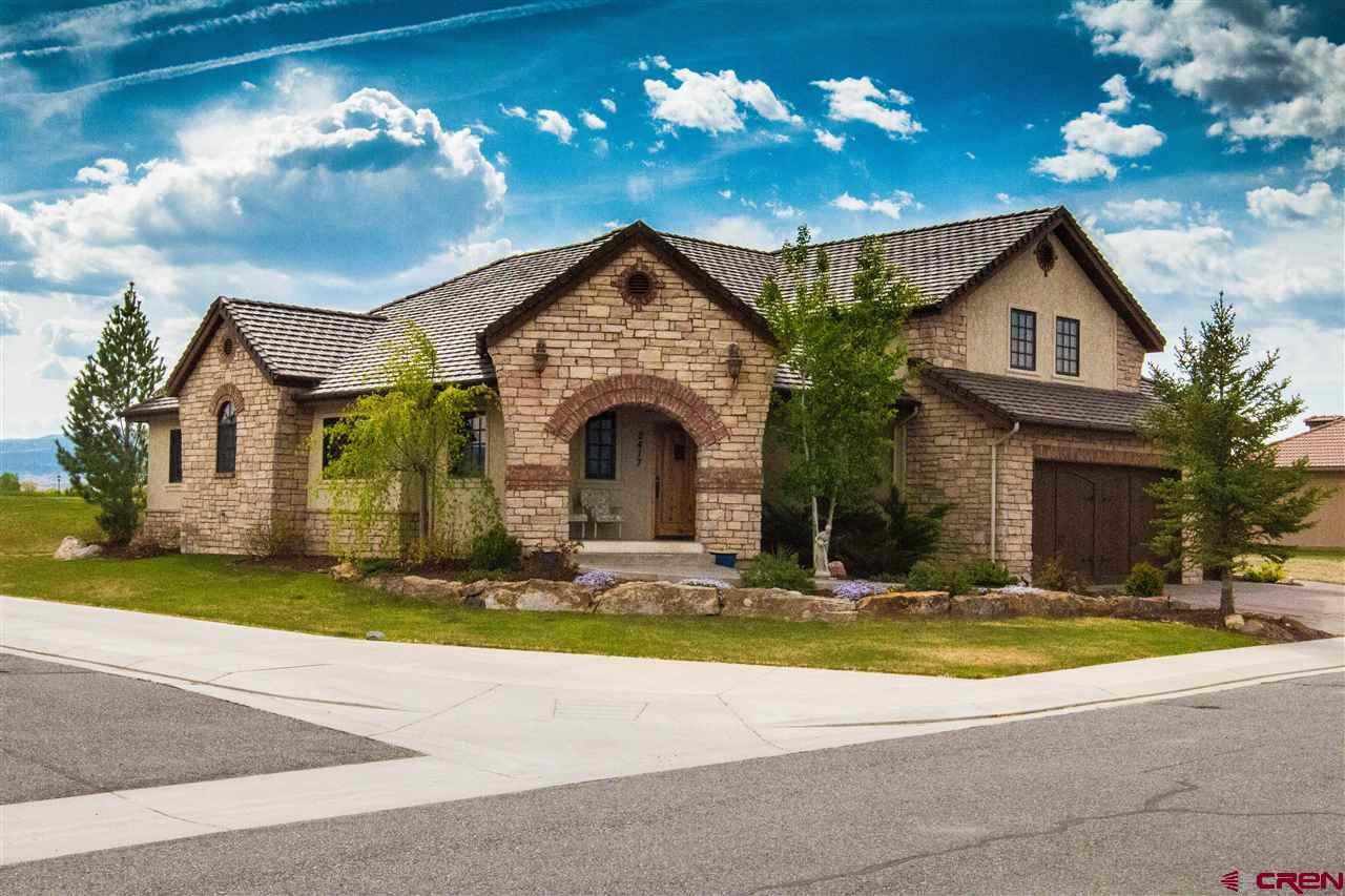 2417 Bear Lake Drive, Montrose, CO 81401