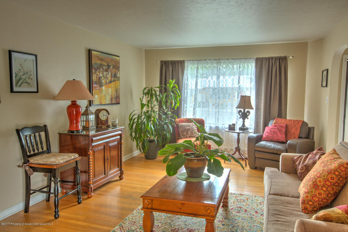 110Park Dr, Glenwood Springs, CO 81601