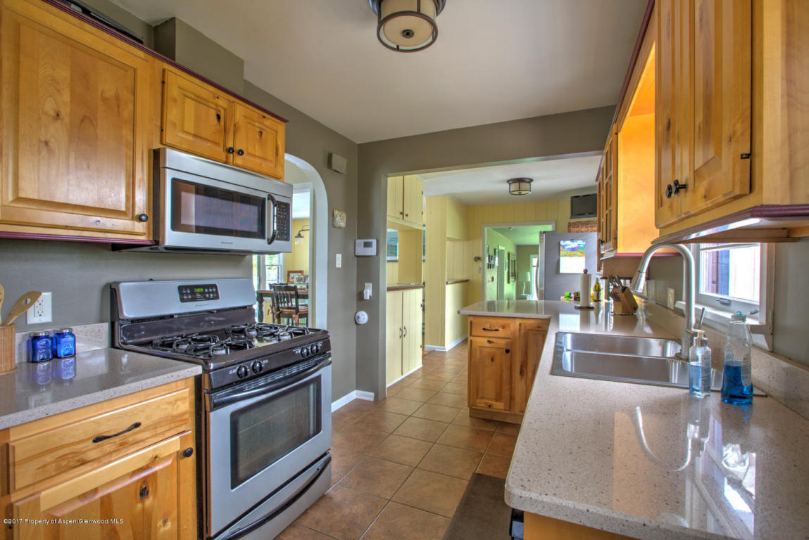 110Park Dr, Glenwood Springs, CO 81601