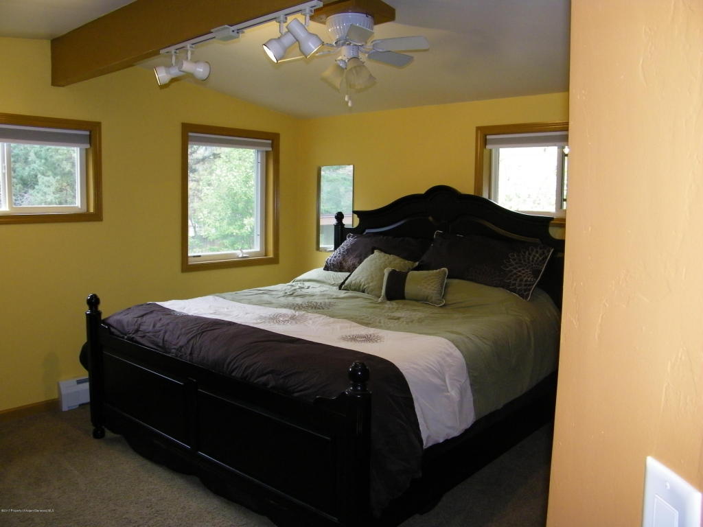 39Wildwood Lane, Glenwood Springs, CO 81601