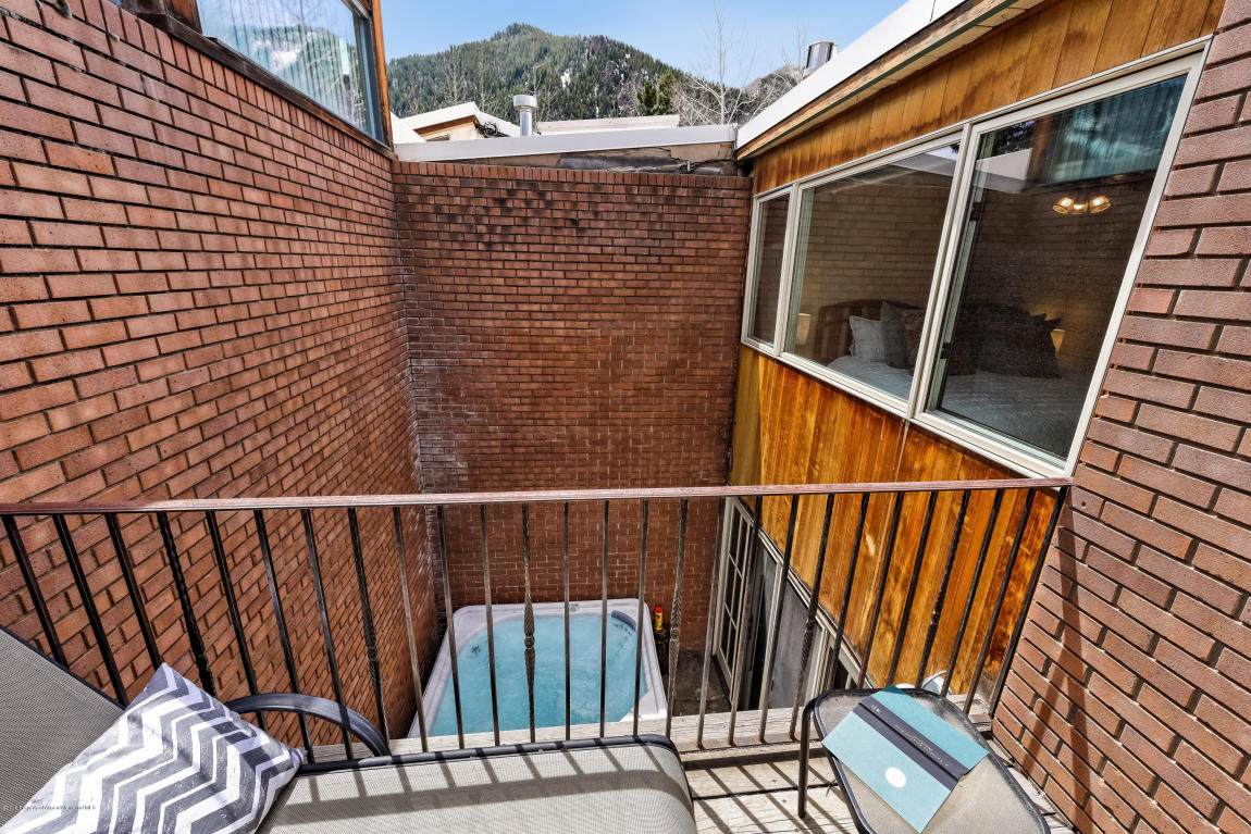 1001 E Cooper Ave, Aspen, CO 81611