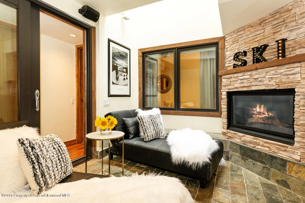 1001 E Cooper Avenue, Aspen, CO 81611