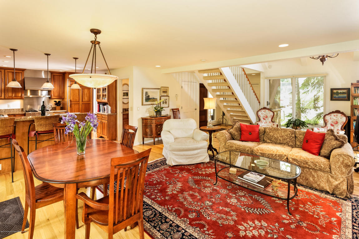 1050Matchless Dr, Aspen, CO 81611