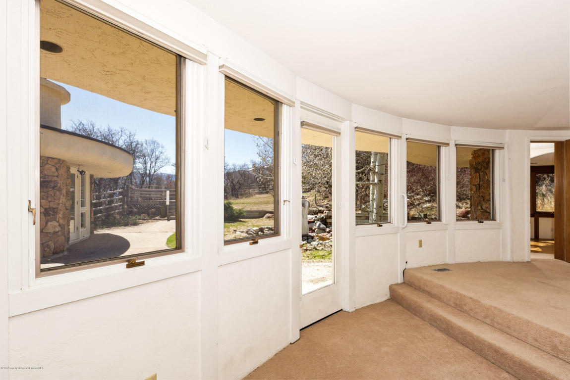 860 W Buttermilk Rd, Aspen, CO 81611