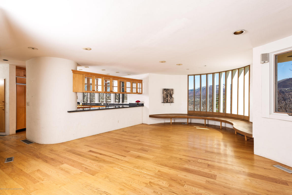 860 W Buttermilk Rd, Aspen, CO 81611
