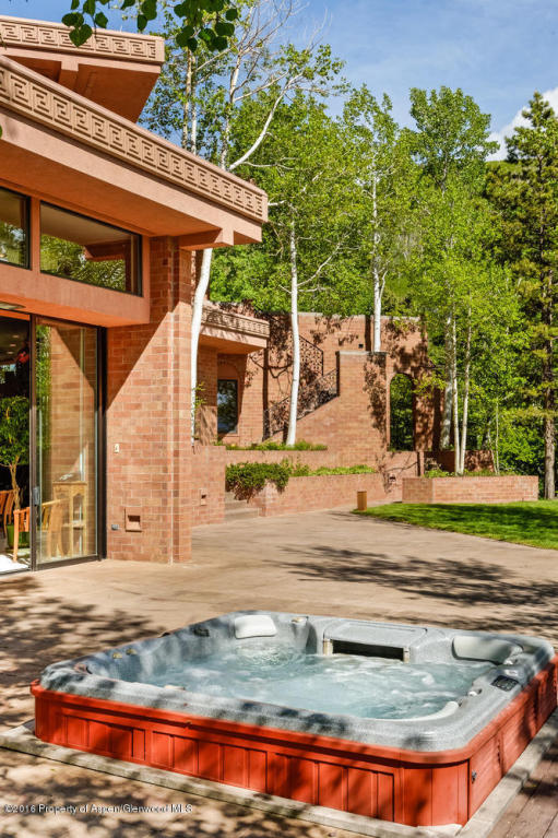401Carroll Dr, Aspen, CO 81611