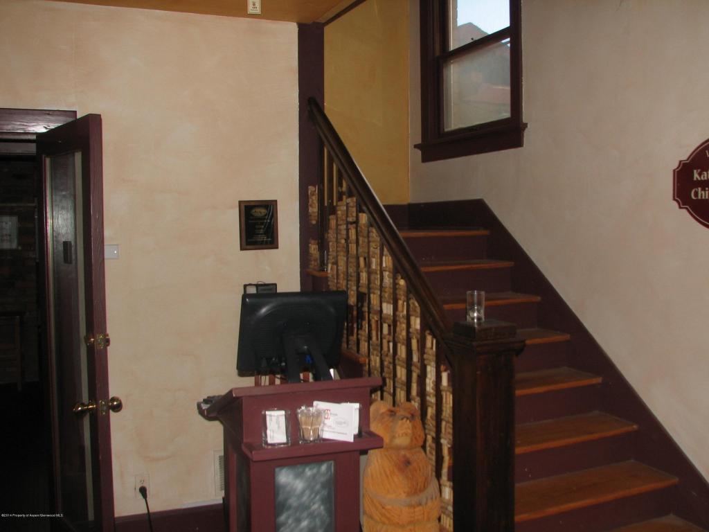 689Main St, Carbondale, CO 81623